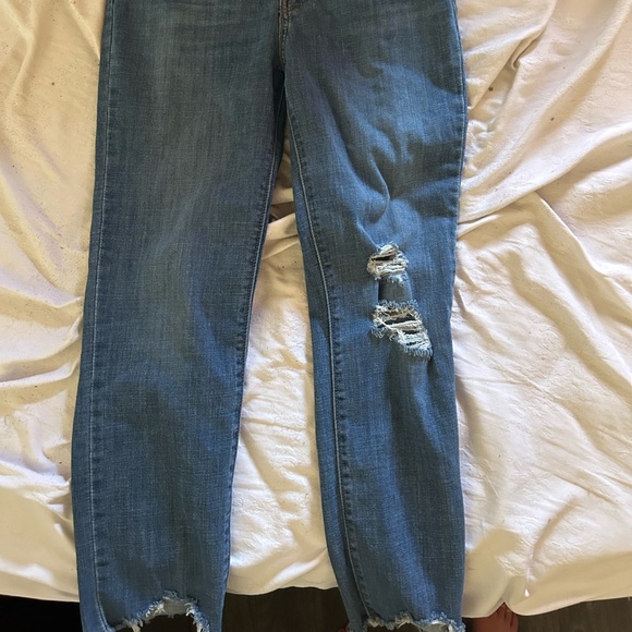 levi womens jeans - Picture 2 of 3